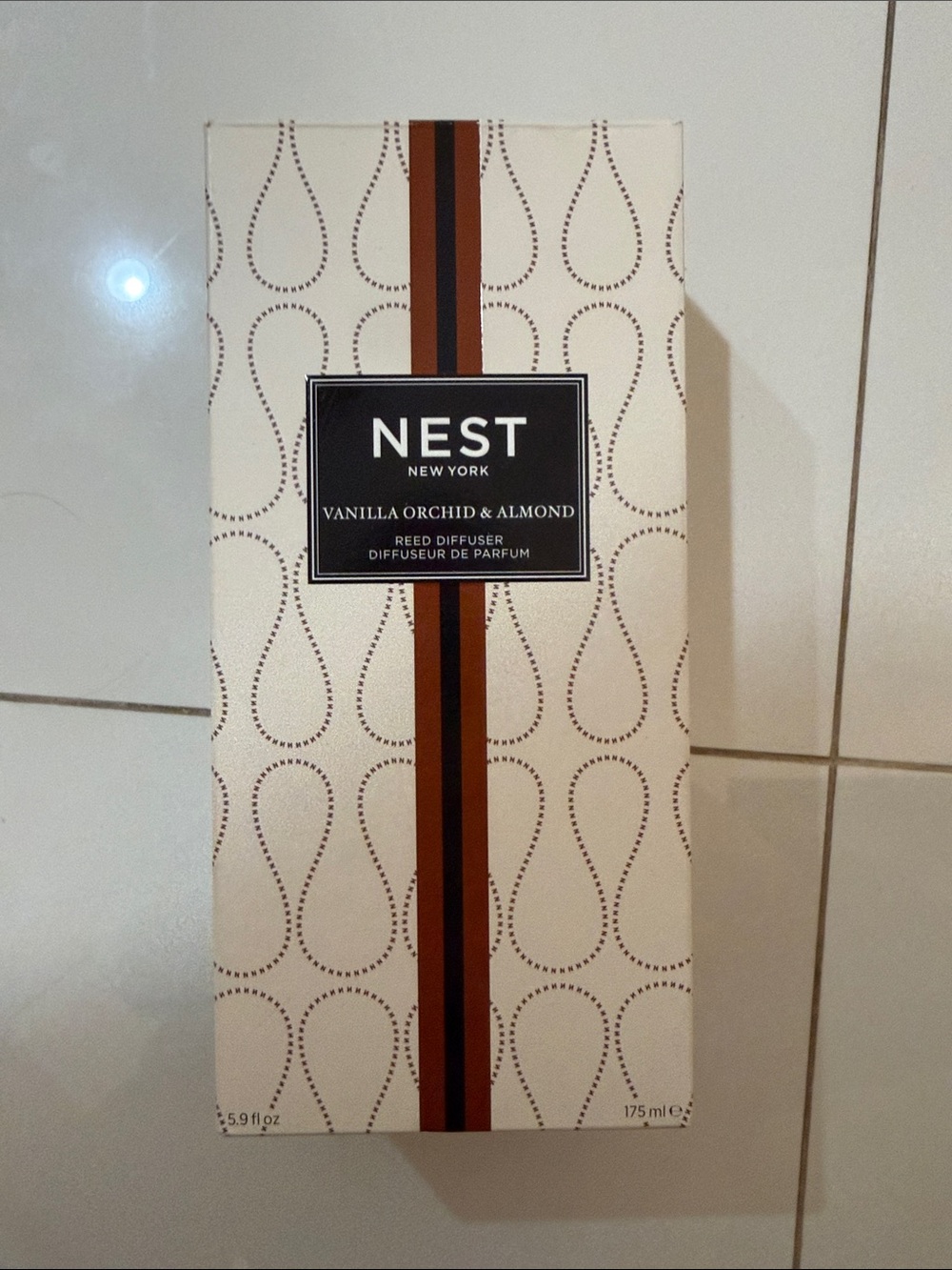 NEST Vanilla Orchid & Almond Reed Diffuser